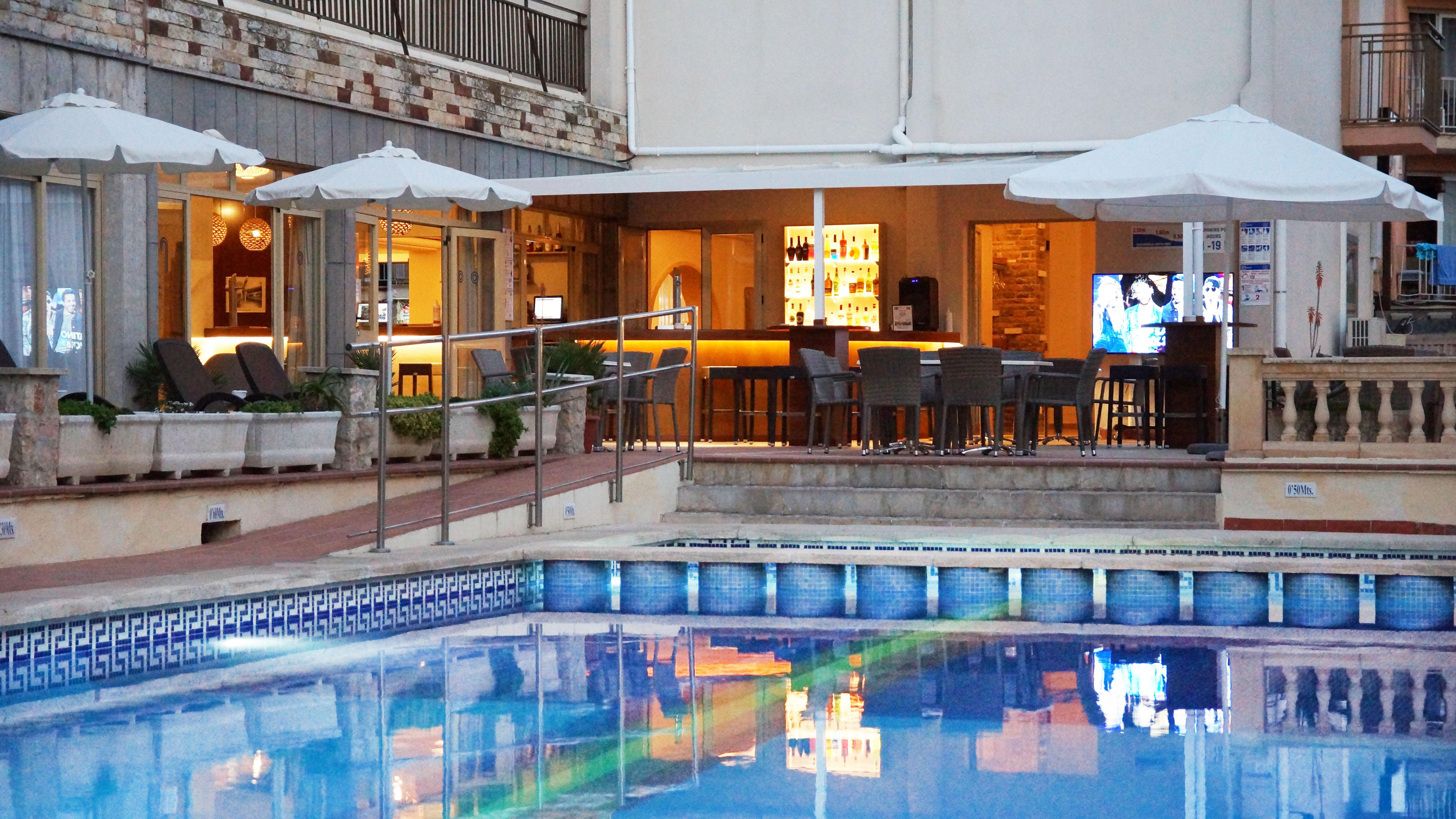 Hotel Iris - Only Adults El Arenal  Eksteriør bilde